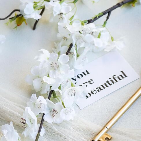 ديكور زهر الكرز 4 قطع 31 بوصة جذع قصير فروع زهر الكرز زهور صناعية للمنزل ديكور طاولة الزفاف (أبيض) in Kuwait