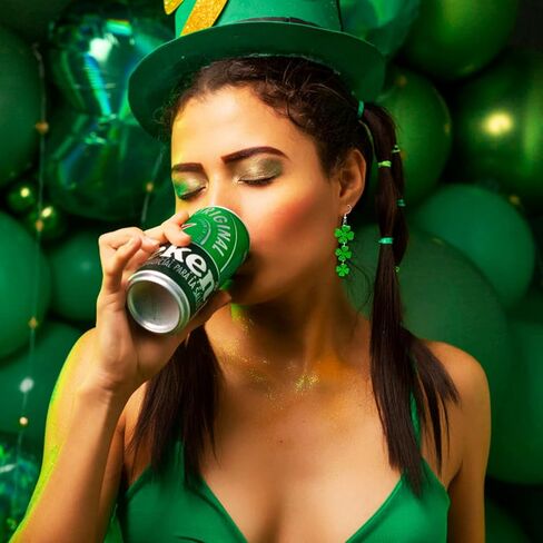 Shamrock Green Pendant Earrings: Lucky Four Leaf Clover Pendant Earrings Cute St. Patrick's Day Accessories for Women Irish Shamrock Pendant St. Patrick's Day Accessories Irish Holiday Gifts in Kuwait