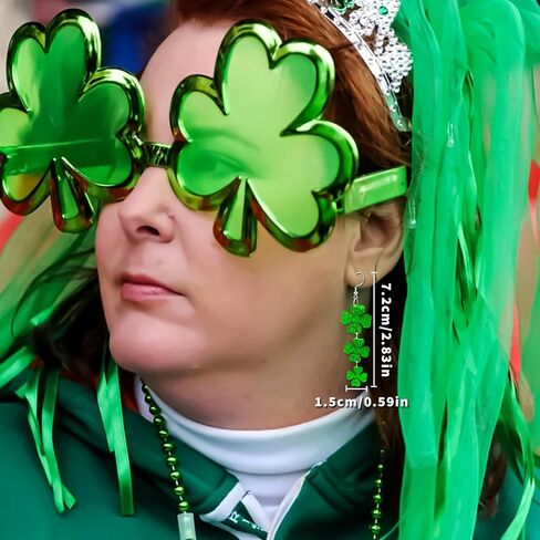 Shamrock Green Pendant Earrings: Lucky Four Leaf Clover Pendant Earrings Cute St. Patrick's Day Accessories for Women Irish Shamrock Pendant St. Patrick's Day Accessories Irish Holiday Gifts in Kuwait