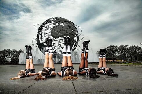 حذاء برقبة رجالي Glitz رياضي للكبار من Pastry Military in Kuwait