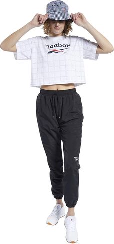 Reebok Women's Classics Graphic Crop Top in Saudi Arabia
