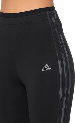 بنطال ضيق للنساء من adidas مقاس كبير Essentials 3-Stripes مموه مطبوع بطول 7/8 in Saudi Arabia