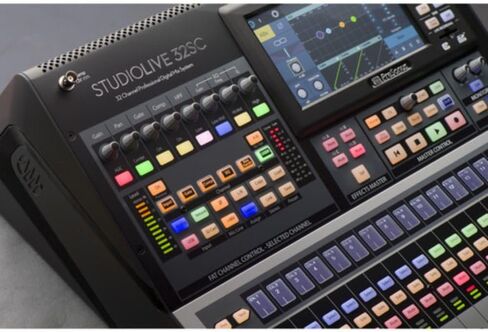 PreSonus StudioLive 32SC Series III S 32 قناة خلاط رقمي ثانوي / مسجل / حزمة واجهة مع غطاء وحدة التحكم PreSonus StudioLive 32 Series III (أسود) in Kuwait