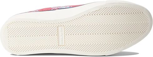 SEAVEES Legend Reyn Spooner in Kuwait