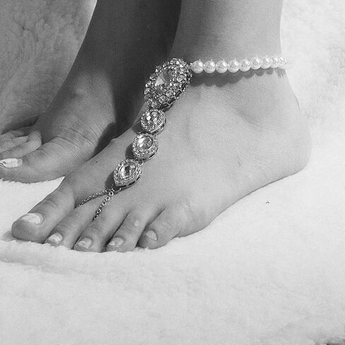 CASOLVX Rhinestone Pearl Barefoot Sandals Barefoot Anklet Sandals Crystal Toe Ankle Bracelet Boho Barefoot Sandals Anklet Beach Wedding Ring Foot Chain Accessories for Women and Teen Girls in Kuwait