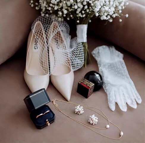Women Lace Glove, Short Lace Bridal Glove Floral Courtesy Lace Glove for Wedding Tea Party Prom Evening (Vintage) in Saudi Arabia