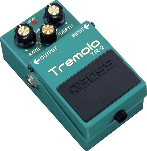 حزمة Boss TR-2 Tremolo مع كابل الآلة، وكابل التصحيح، واللقطات in Saudi Arabia