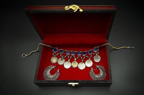 صندوق مجوهرات خشبي من ARRC| صندوق تخزين المجوهرات المزخرف للخواتم والسلاسل والأساور والمجوهرات| صندوق تخزين عتيق بتصميم نيون لطاولة الزينة والطعام in Kuwait