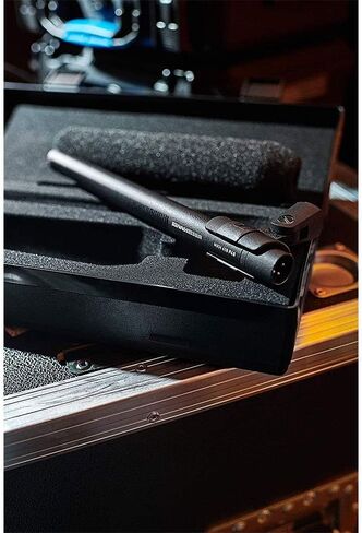 ميكروفون سنهايزر MKH416-P48U3 بمكثف أنبوبي فائق القلب مع سماعات AKG K 240 Studio Pro وحزمة كابل XLR-XLR in Saudi Arabia