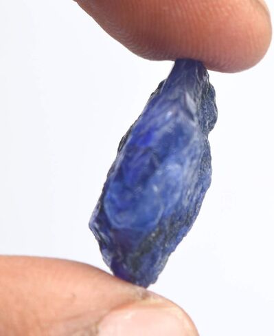 GEMHUB Natural Blue Sapphire Rough Gemstones 9-300 Carats Raw Crystals and Healing Stones Loose Gemstone Necklace For Women And Men in Saudi Arabia
