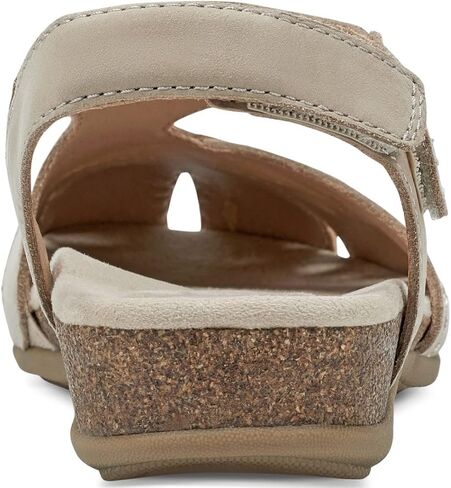 Earth Women's Birdine Fisherman Sandal in Kuwait
