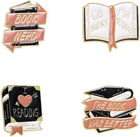 4 قطع من دبابيس الكتب لمحبي الكتب هدايا الكريسماس، كتاب حروف انجليزية مبتكرة، مجموعة دبابيس بروش لطيفة بتصميم كرتوني لطيف، دبابيس زينة لطية الصدر للنساء لشنط الظهر والملابس والشنط والجاكيتات in Kuwait