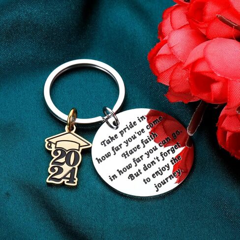Class of 2024 Graduation Keychains Gifts for Seniors 2024 High School College Medical Student Inspirational 2024 Grad Gifts for Her Him Boys Girls Women Men Master Gifts for Nurse Mom to Son Daughter in Saudi Arabia