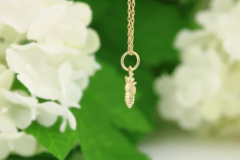 Solid 14k Gold 3D Tiny Bee Necklace Bumble Bee Queen Bee Bumblebee Charm Pendant Necklace in Kuwait