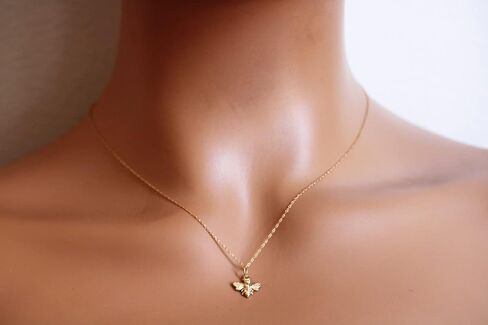Solid 14k Gold 3D Tiny Bee Necklace Bumble Bee Queen Bee Bumblebee Charm Pendant Necklace in Kuwait