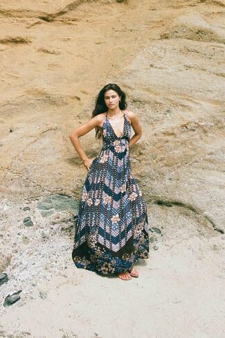 O'NEILL Women's Annalisa Maxi Dress in Saudi Arabia