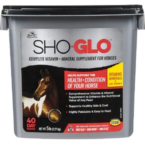 Select Series Manna Pro Sho-Glo Supplement for Horses | Complete Vitamin & Mineral Supplement for Healthy Skin & Coat | 25 Pounds