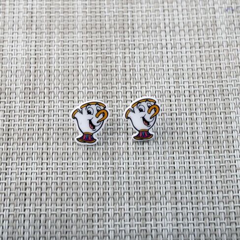 أقراط متدلية من فيلم بيوتي بيست مستوحاة من السيدة بوتس وتشيب، أقراط خيالية لها in Kuwait