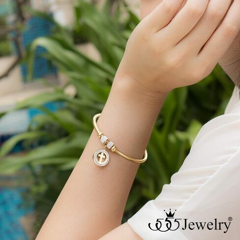 555Jewelry ثعبان سلسلة تشيكوسلوفاكيا الصليب سحر سوار للنساء، المشبك المغناطيسي in Saudi Arabia