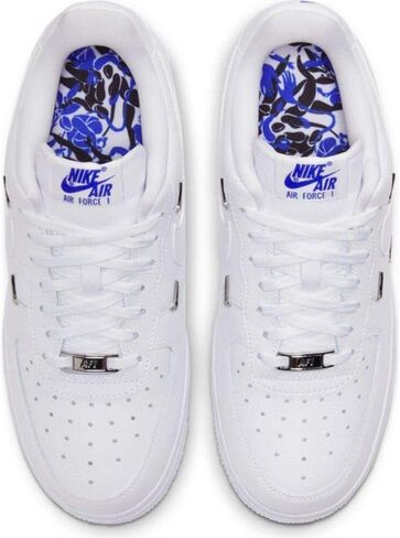 نايك حذاء اير فورس 1 '07 SE للنساء in Kuwait