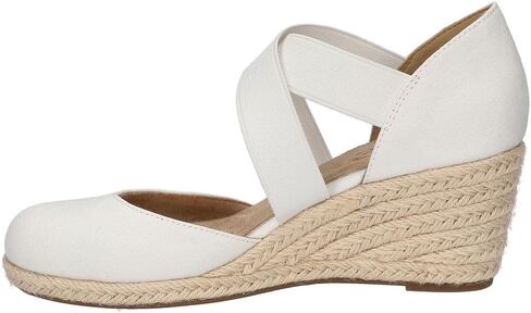 Easy Street Women's Pari Sandal in Saudi Arabia