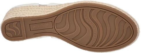 Easy Street Women's Pari Sandal in Saudi Arabia