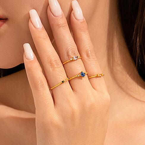 Fashion Gold Rings That Don't Tarnish Size 7 8 9 10 Dainty Gold Plated Ring Set Non Tarnish for Women Stackable Cubic Zirconia Rings Wedding in Kuwait
