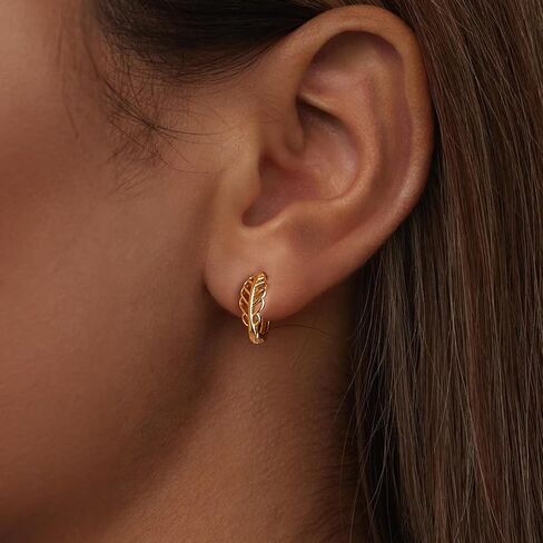 MUNDELL 925 Sterling Silver Cute Dachshund Huggie Hoop Earrings Puppy Dog Ear Buckles for Women Animal Hypoallergenic Earrings Fine Jewelry in Kuwait