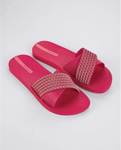 شبشب ستريت II للسيدات من Ipanema - صنادل مريحة وعصرية سهلة الارتداء، شباشب للنساء مع جزء علوي عريض وبسيط ومتقاطع in Kuwait