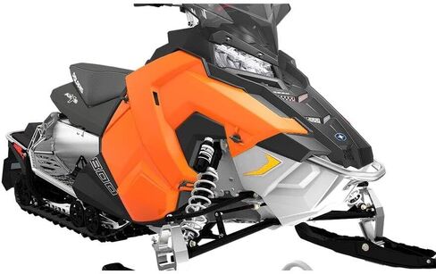 لوحة الجانب الأيمن مطلية بمركبة الثلج Polaris in Saudi Arabia