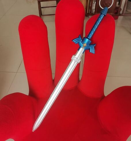 Zeldas Legend 20 "Link Hylian Shield PU Foam 32" Skyward Sword Cosplay Props in Kuwait