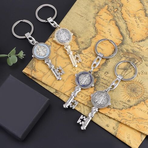 OEMOO 2Pcs Saint Benedict Medal Keychain, Silver Toned Saint Benedict Jubilee Medal Key Shaped Pendant Key Chain, Fine Detail Great Gift for Family Friend in Saudi Arabia