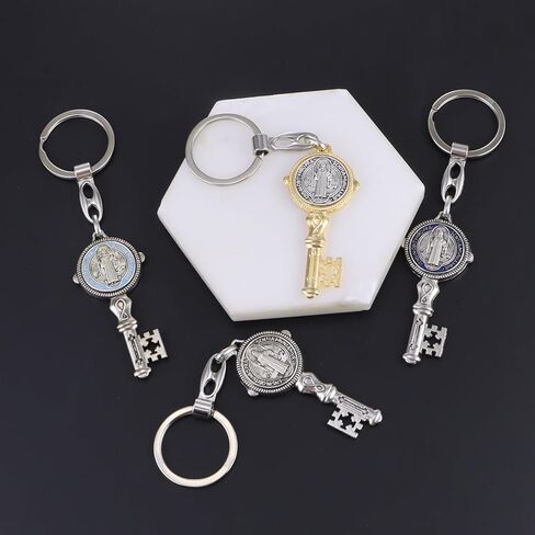 OEMOO 2Pcs Saint Benedict Medal Keychain, Silver Toned Saint Benedict Jubilee Medal Key Shaped Pendant Key Chain, Fine Detail Great Gift for Family Friend in Saudi Arabia