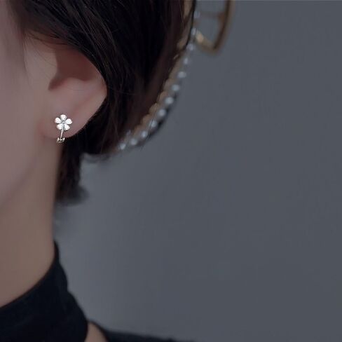 زهرة هوب أقراط للنساء ديزي زهرة أقراط الزهور هوجي هوب أقراط للفتيات في سن المراهقة هيبوالرجينيك لطيف زهرة صغيرة أقراط مجوهرات هدية in Kuwait