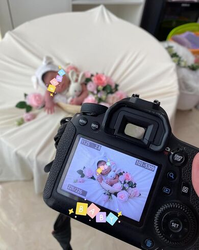 Newborn Photography Posing Frame Baby Backdrop Stand Travel Size Beanbag Stand Frame Set with 6 Clamps and Carrying Bag Infant Photoshoot Background Station Quick Assembly for Easy Storage and Travel in Saudi Arabia