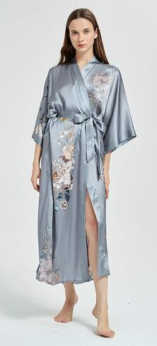 ثوب نوم نسائي طويل من الحرير كيمونو - ملابس نوم مرسومة يدويًا in Kuwait
