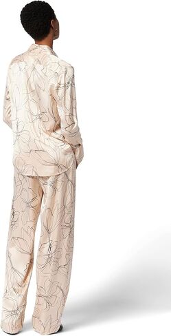 Equipment womens Leona Top in Shifting Sand and True Black Blouse in Saudi Arabia