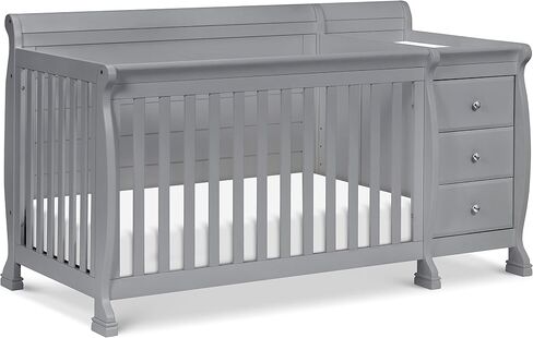 DaVinci Kalani 4-in-1 Convertible Crib and Changer Combo in Chestnut in Kuwait