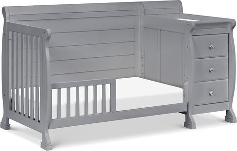 DaVinci Kalani 4-in-1 Convertible Crib and Changer Combo in Chestnut in Kuwait
