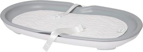 وسادة تغيير الحفاضات الإسفنجية للأطفال من أوبي، سهلة التنظيف، خفيفة الوزن، مقاومة للماء، تتضمن حزام أمان وقاعدة مضادة للانزلاق، رمادي داكن in Kuwait