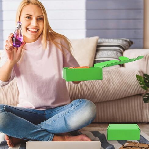 15 قطعة من صناديق الشحن من الورق المقوى، صندوق من الورق المقوى المموج القابل لإعادة التدوير، صناديق هدايا صغيرة لتخزين البريد للشحن، والبريد، وتغليف الهدايا، والأعمال التجارية الصغيرة، 6 × 6 × 2 بوصة (قهوة) in Kuwait