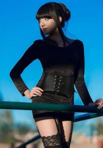 حزام مشد عصر النهضة من PROCOS، حزام خصر من الجلد بأربطة من القرون الوسطى in Kuwait