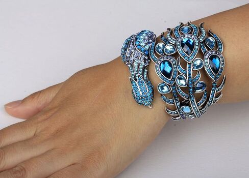 Women's Hinged Big Peacock Bracelet Slave Stretch Ring Set - Fit Wrist Size 6-1/2 to 7-1/2 Inch & Finger 7 to 9 - Lead Nickle Free - Halloween Costome Outfit in Saudi Arabia