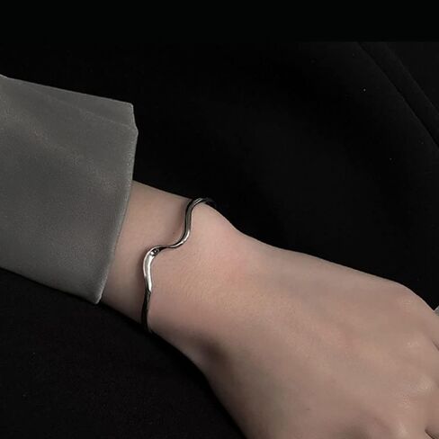 FUTIMELY Silver Bangle Bracelet for Women Wave Beach Bracelet Adjustable Open Cuff Bangle Bracelet for Girls Stainless Steel Bracelet in Saudi Arabia