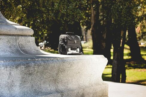 PICNIC TIME NFL Kansas City Chiefs Digital Print Pranzo Personal Cooler, One Size, Red,512-80-100-164-2 in Kuwait