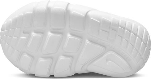 NIKE Girl's Running Low in Kuwait