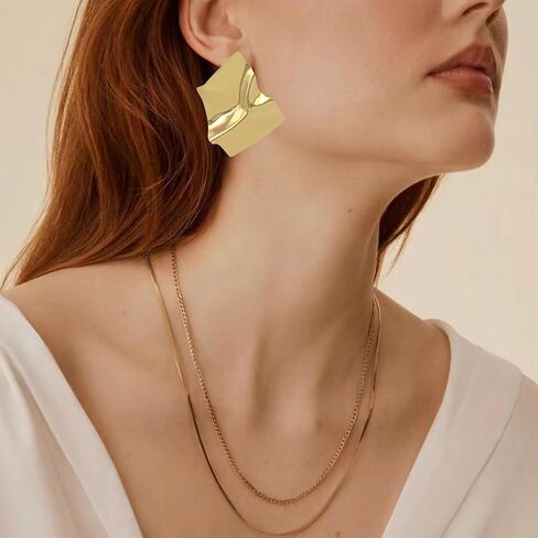 CWVHQ Irregular Geometric Texture Earrings Folds Simple Modern Dangle Earrings Creative Irregular Mirror Temperament Earrings for Women Gifts in Saudi Arabia