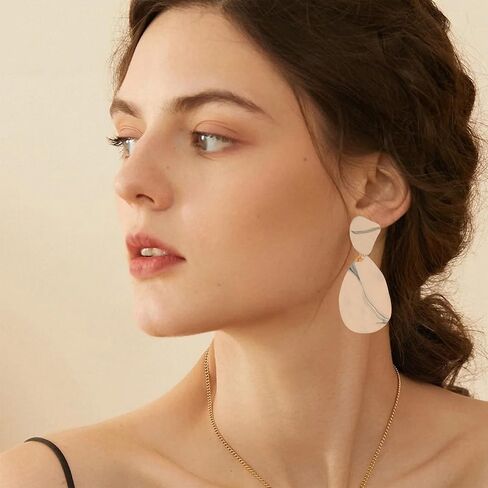 CWVHQ Irregular Geometric Texture Earrings Folds Simple Modern Dangle Earrings Creative Irregular Mirror Temperament Earrings for Women Gifts in Saudi Arabia