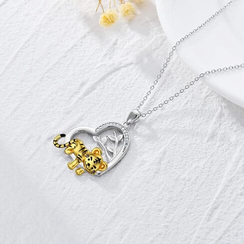 قلادة LONAGO على شكل حيوان مع شجرة الحياة من الفضة الإسترلينية عيار 925، قلادة على شكل أسد نمر لطيف للنساء in Kuwait