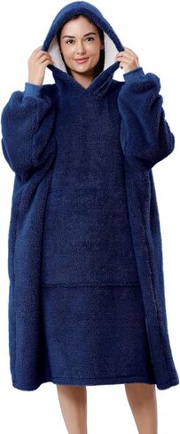 Artfasion بطانية بغطاء للرأس يمكن ارتداؤها كبيرة الحجم: بطانيات سويت شيرت مريحة مع غطاء رأس وجيب كبير للبالغين والنساء والرجال in Kuwait